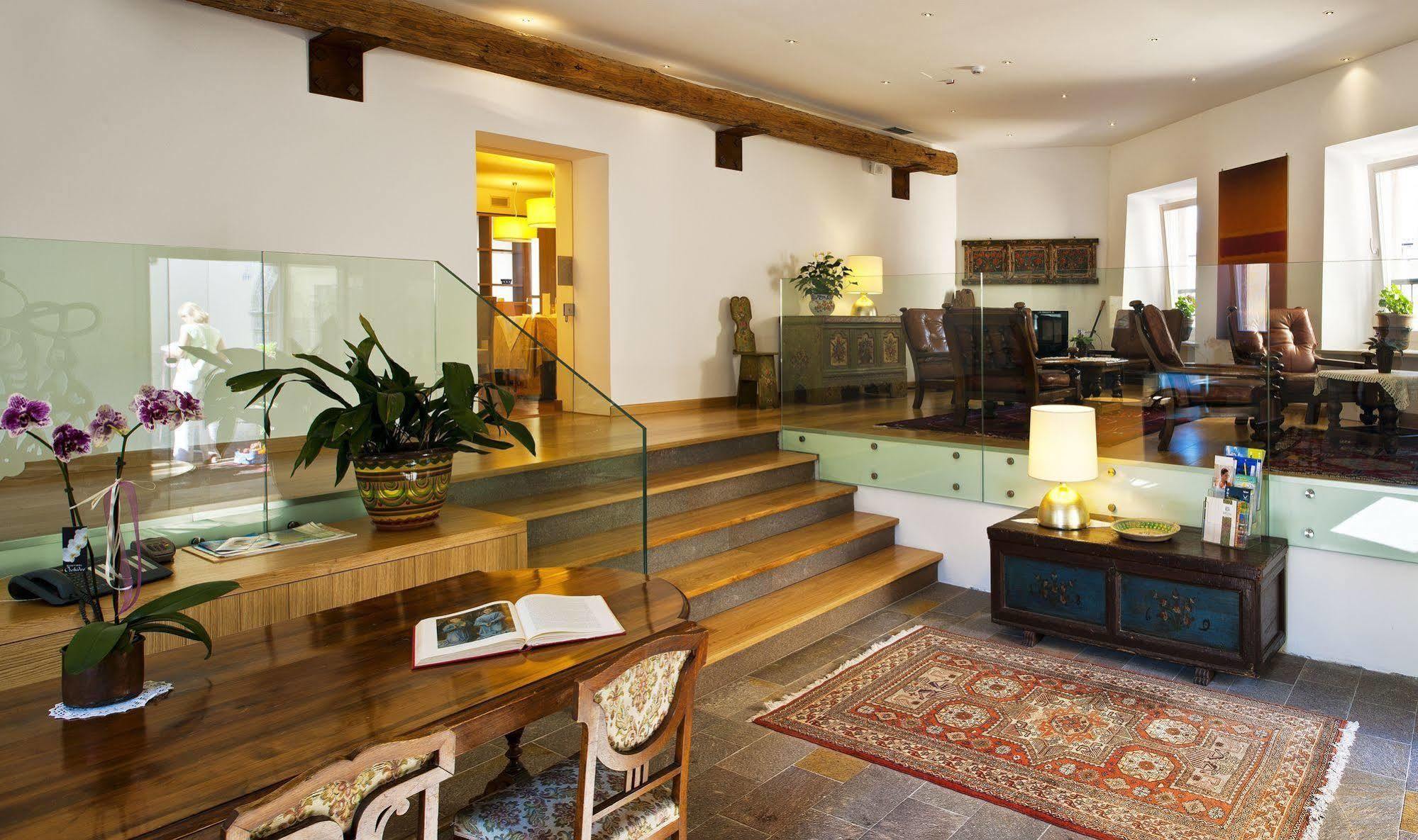 Hotel Romanda Levico Terme Exterior photo